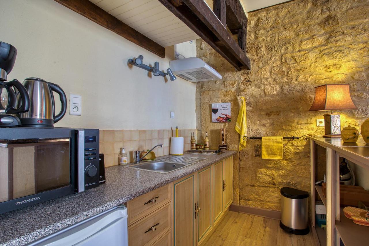 Les Flamboyants Apartment *